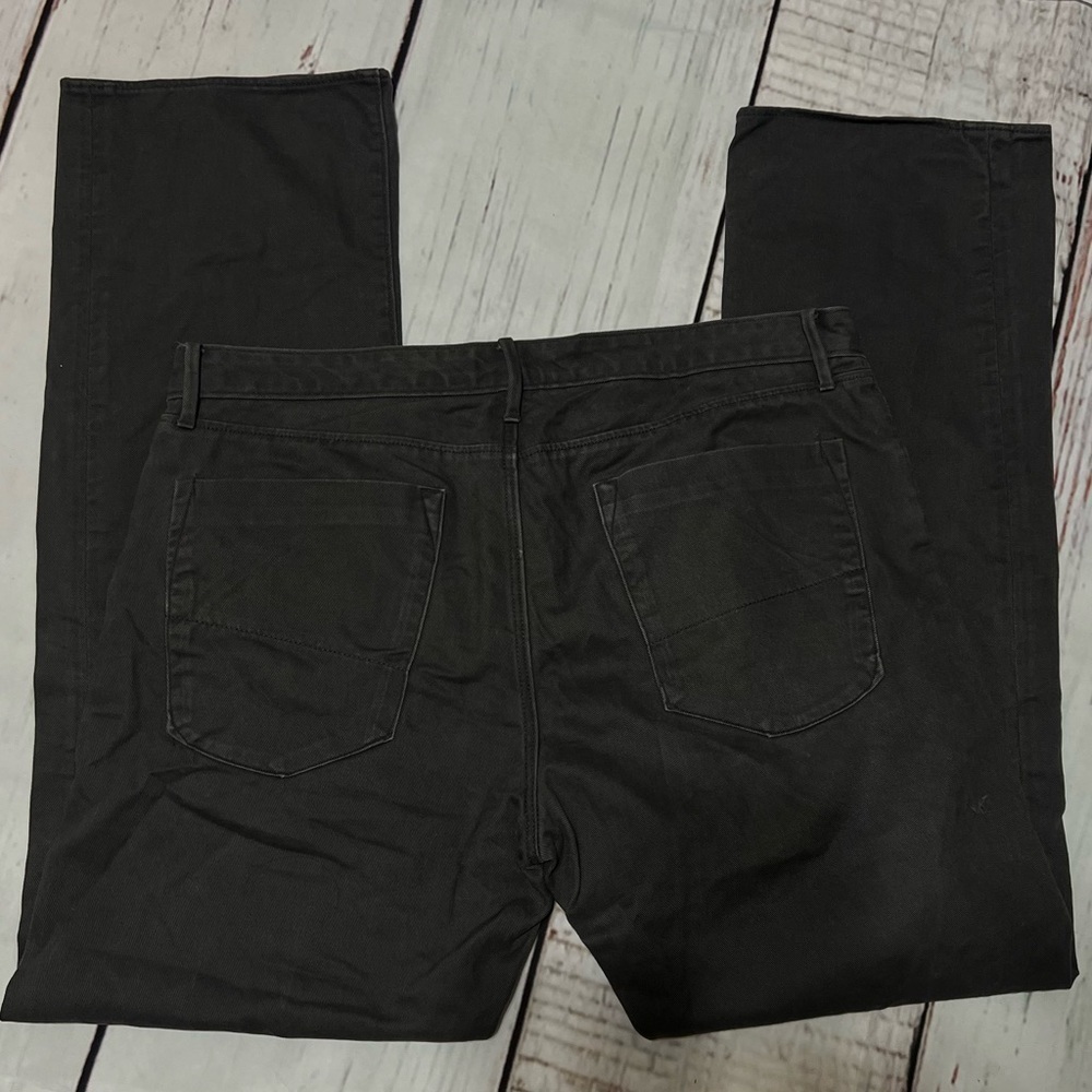 BANANA REPUBLIC Men’s Jeans grey/black super comfy relaxed fit jeans 36x34 EUC - Picture 6 of 14